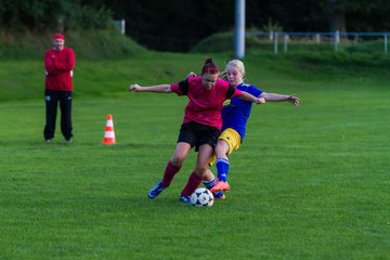 Bild 141 - B-Juniorinnen TSV Gnutz o.W. - SV Wahlstedt : Ergebnis: 1:1